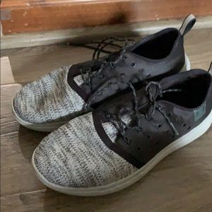 Men’s Under Armour charged shoes